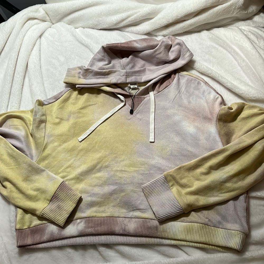 Garage cropped tie dye shirt
